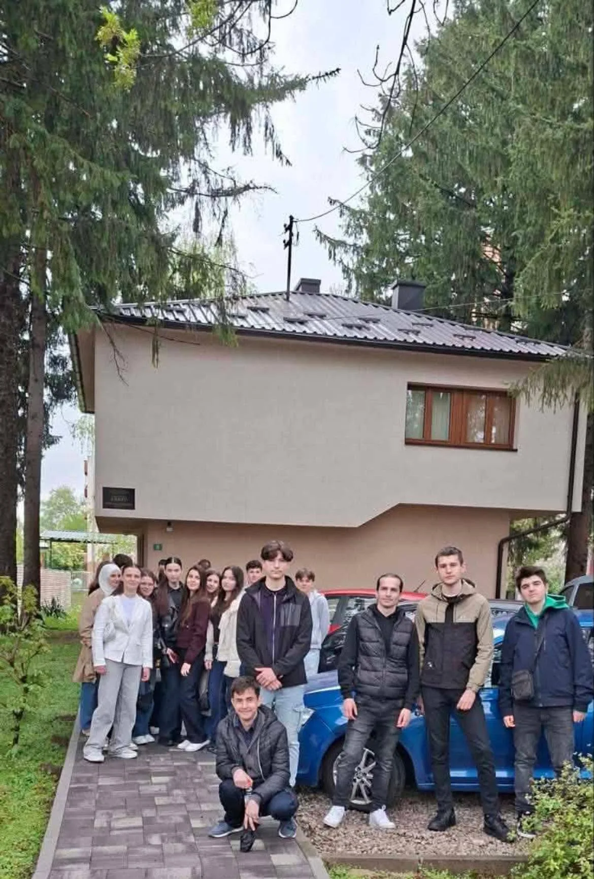 JU “Gimnazija Cazin” u posjeti Arhivu USK